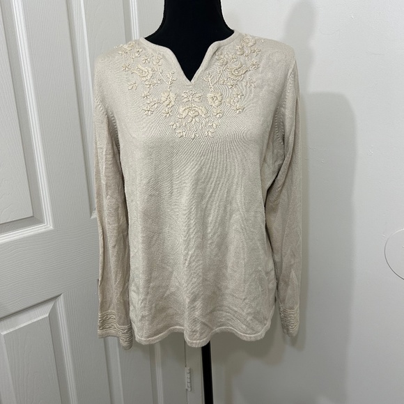 Architect Cream Vintage Pullover Sweater With Beading and Embroidery Size Large - Picture 1 of 6